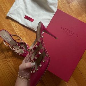 Valentino Rockstud Pumps